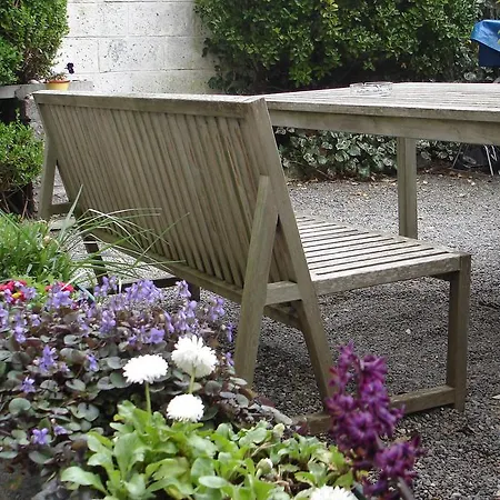 Hostel Harrington House