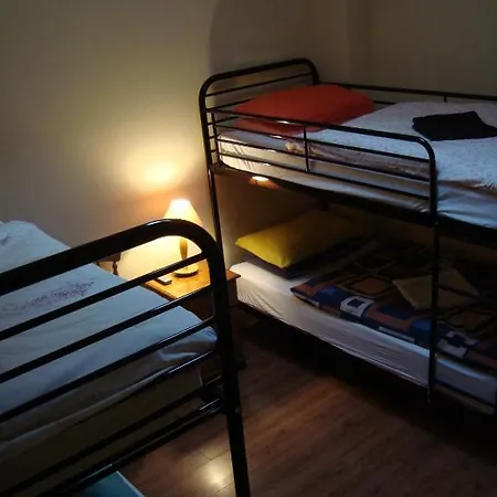 Harrington House Hostal *